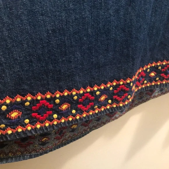 A13-GAP TOP - Picture 2 of 5